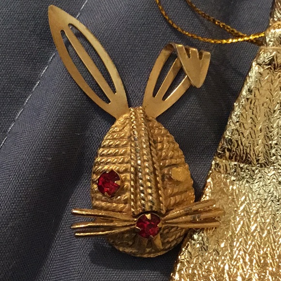 Vintage Sarah Coventry Rhinestone Winking Bunny Pi - Picture 3 of 8